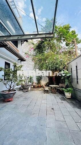 Cho thuê biệt thự giá rẻ 12 x 20 có 3 lầu 6pn 6wc sân thượng