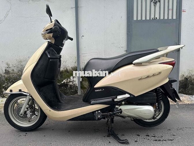 🛵🛵🛵🛵 Honda lead bstp một đời chủ còn 2 chìa zin