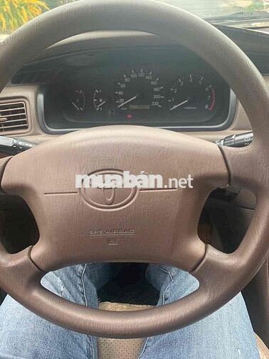 Cần Bán xe camrry đời 2000