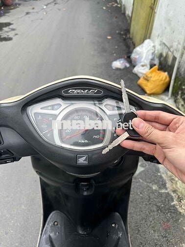 🛵🛵🛵🛵 Honda lead bstp một đời chủ còn 2 chìa zin