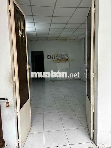 Nhà ở và kinh doanh sửa xe, bếp ăn, sản xuất kinh doanh, kho xưởng