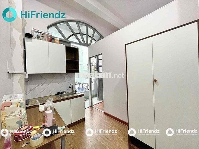 2PN - Giáp Quận 10 - 35m2 - Full NT - Bancol thoáng