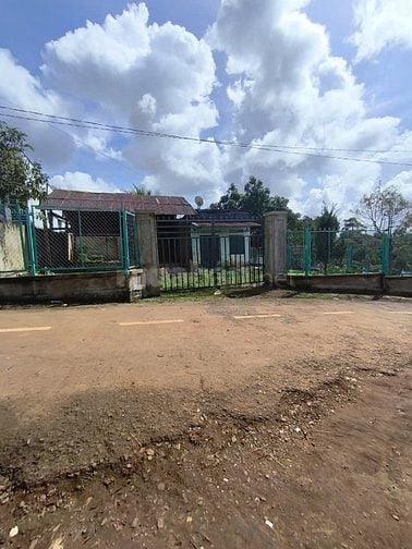 BÁN GẤP CĂN NHÀ CẤP 4 NGAY XÃ LỘC AN 403M2 CÓ 250M THỔ CƯ GIÁ : 1,8 TỶ