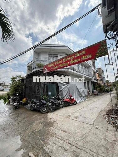 nhà thuê gốc 2MT Bùi tư toàn an lạc bình Tân DT 60m giá 11tr