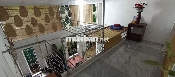 Nhà trọ 35m2 Âu Cơ: sinh thái, gần Hồ Tây, giờ tự do