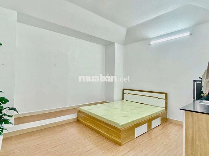 CHÍNH CHỦ CHO THUÊ PHÒNG BANCOL NGAY CHỢ XÓM MỚI