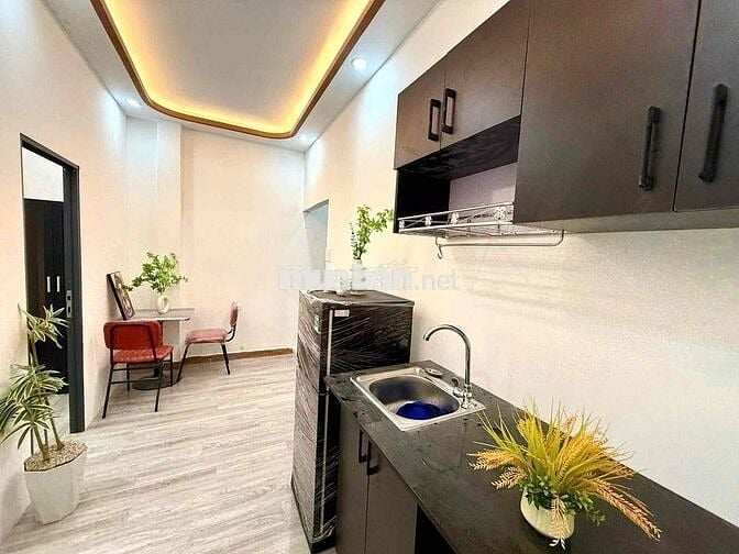 căn hộ 2pn cho thuê giá rẻ gần Vạn Hạnh Mall, Nguyễn Tri Phương