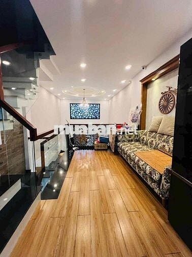 Nhà Đẹp HXH đg Nguyễn Du P7: 4x15m, lửng 3 lầu, 4pn, 6wc