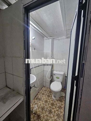 Bình Hoà- Thuận An 25m2 giá 1.8 tr có gác, có máy lạnh