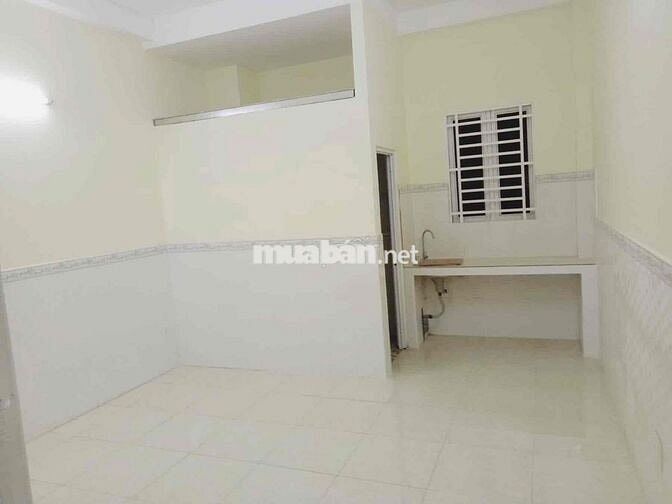 tolet riêng có bếp dt25m2 không chung chủ gần parc mall