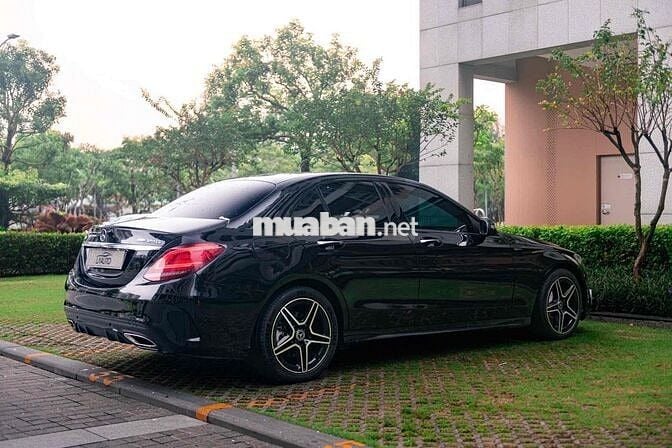 Mercedes C300 AMG Facelift - Đen Nâu - 59.000 km