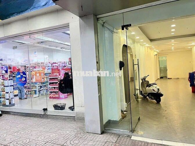 Cho Thuê Mặt Bằng Đường Cách Mạng Tháng 8, Quận 3 ( 4x21m - MB Đẹp )