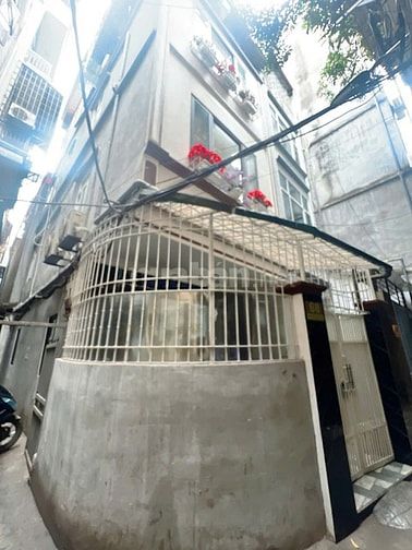 BÁN NHÀ -49M2-4 TẦNG –6 NGỦ -LÔ GÓC – NGUYỄN TRÃI – THANH XUÂN –CHÀO 