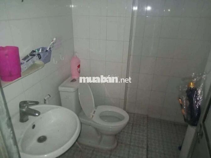 Mình cho thuê phòng, 2tr, bao điện nước, vệ sinh riêng
