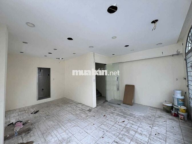 Góc 2 mặt tiền Nguyễn Hiền, Quận 3 ngang 5m; 4 tầng giá chỉ 29 triệu