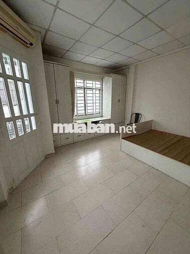 🏠 NHÀ THUÊ HẺM DƯƠNG BÁ TRẠC PHƯỜNG ( p1 q8 củ)RẠCH ÔNG Q8  👉Hẻm 3 gác