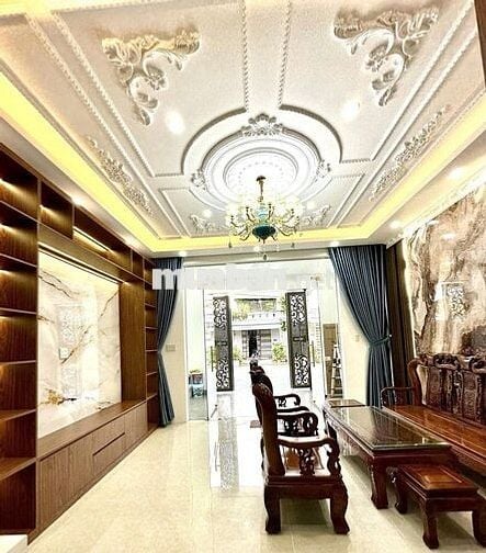 Bán nhà mới thiết kế hiện đại nội thất xịn giá dưới 6 tỷ