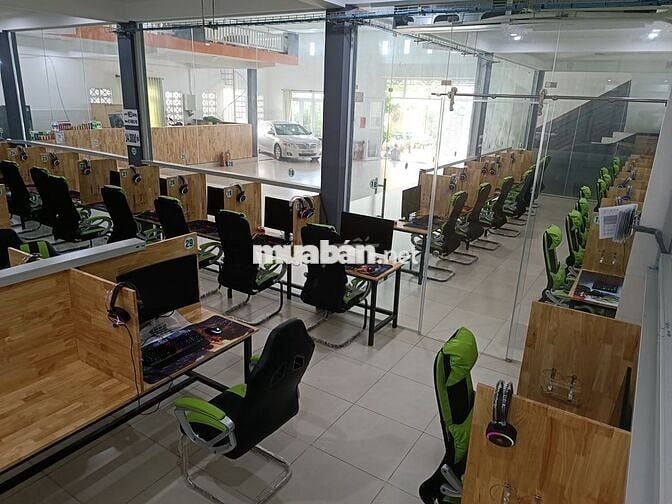 Mặt bằng đường CMT8, 320m² kinh doanh, văn phòng, trung tâm dạy học