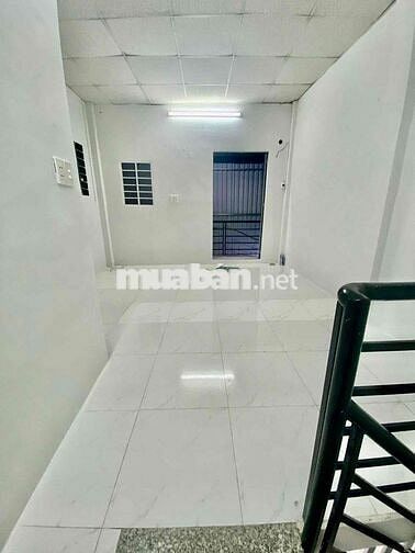 🏠Nhà cho thuê nguyên hẻm Lưu Quý Kỳ Phường 10 Q8.  👉Hẻm xe máy, cụt yê