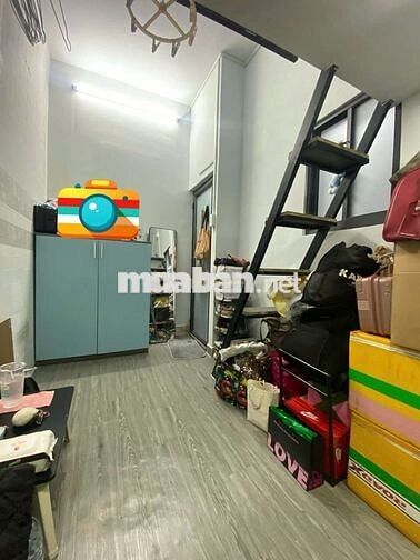 Pass phòng trọ 3tr5 đường Phan Văn Trị, q. Gò Vấp. Đầy đủ nội thất