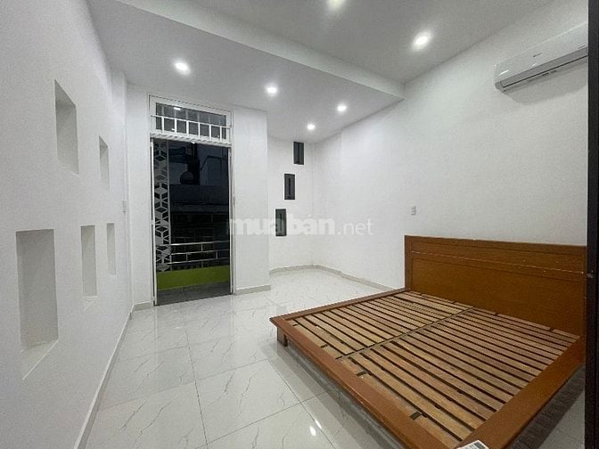 Cho thuê nhà hẻm rộng 4*12m ở 45/1AB Điện Biên Phủ sát Q1 giá 15trieu