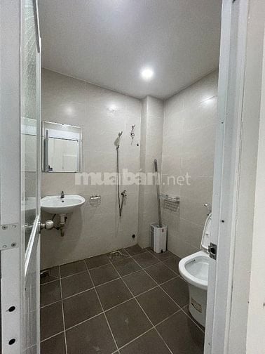 Cho thuê nhà hẻm rộng 4*12m ở 45/1AB Điện Biên Phủ sát Q1 giá 15trieu