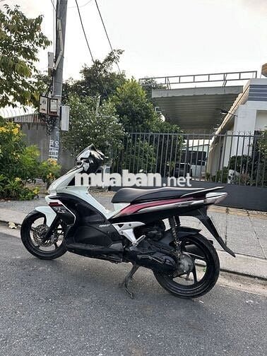 Honda Air Blade 110 mới đẹp máy ngon 7tr5