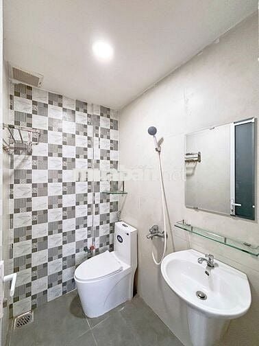 CH BAN CÔNG MỚI - FULL TIỆN NGHI NGAY CHỢ BÀU SEN, ĐH SƯ PHẠM