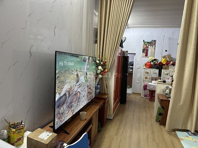 Lạc Long Quân – Tây Hồ - Ô Tô – 136 m2 – C4 – MT 5.7 M – Giá 36.3 Tỷ. 