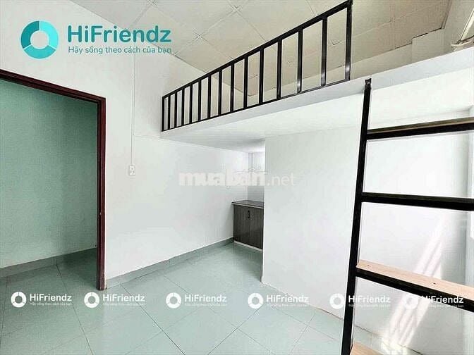Gác Cửa Sổ Trời • Sẵn Máy Lạnh • Tủ Lạnh - Phường 15. Tân Bình