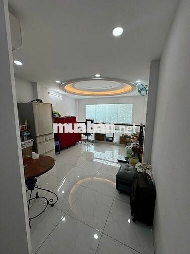 NHÀ CHO THUÊ MẶT TIỀN 5 TẦNG NGUYỄN THƯỢNG HIỀN P5 Q BT