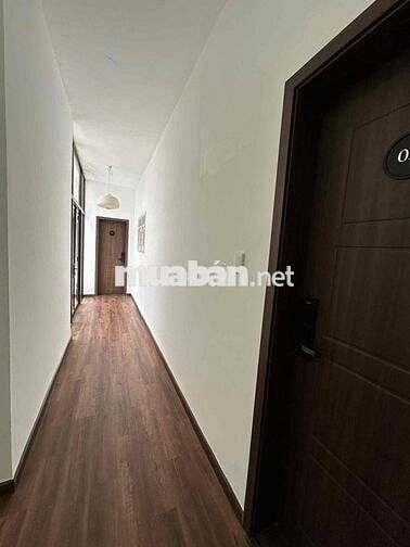 Cho thuê biệt thự Cộng Hoà 10x20 3 tầng 7 phòng ntcc