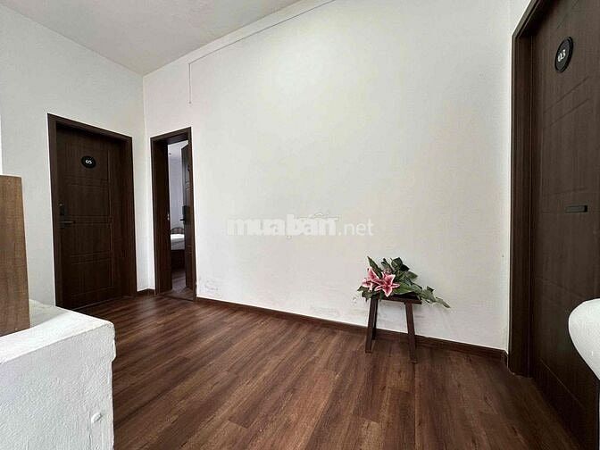 Cho thuê biệt thự Cộng Hoà 10x20 3 tầng 7 phòng ntcc