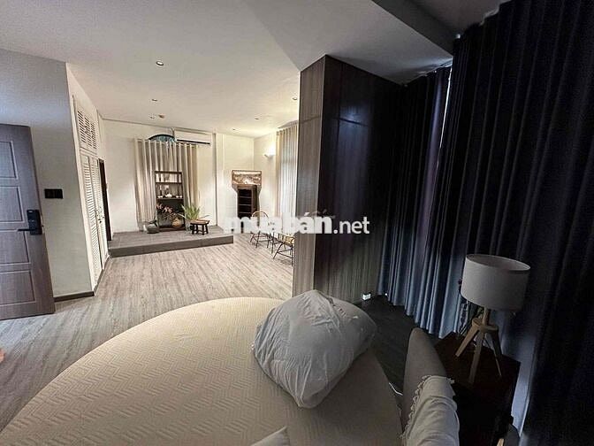 Cho thuê biệt thự Cộng Hoà 10x20 3 tầng 7 phòng ntcc