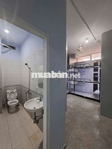 KTX cho thuê ngày/tháng, giờ giấc tự do, khu vực trung tâm