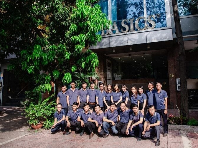 TÀI XẾ GIAO HÀNG THIẾT BỊ VỆ SINH