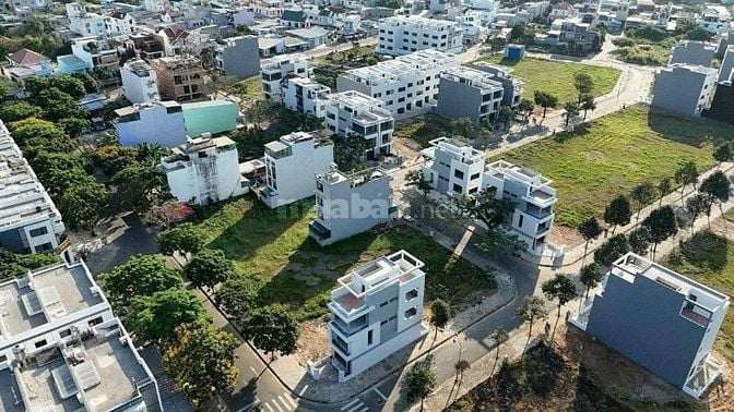 Đất nền giá tốt quận 9 mặt tiền Nguyễn Duy Trinh liền kề Vinhomes