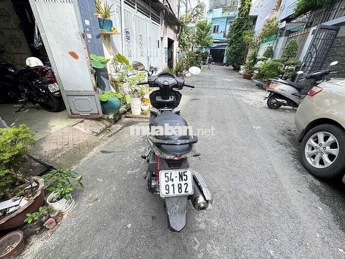 nhà dư xe AIR BLede bán cho ai cần