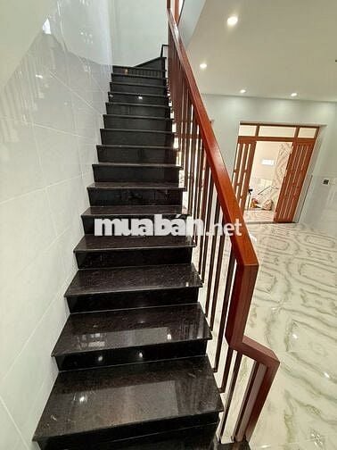 Chính chủ cần tiền - Bán gấp nhà mặt tiền ngay Ecolakes - Thới Hòa