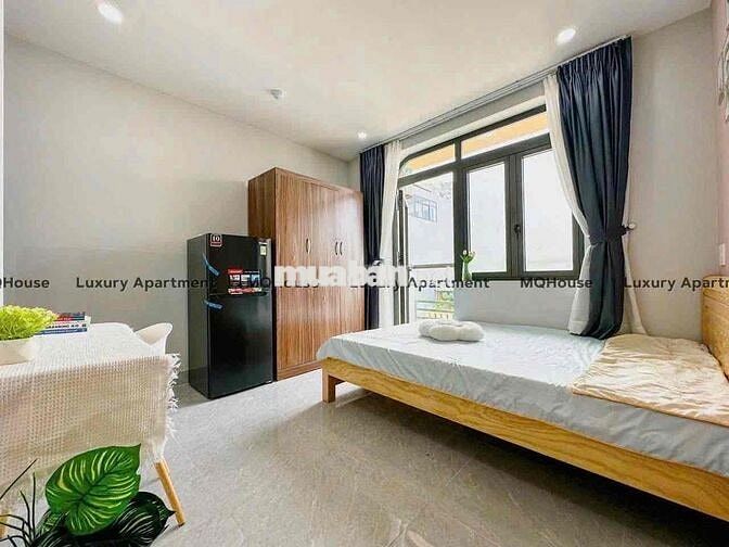 Căn hộ ban công máy giặt riêng full nội thất Nguyễn Tri Phương quận 10