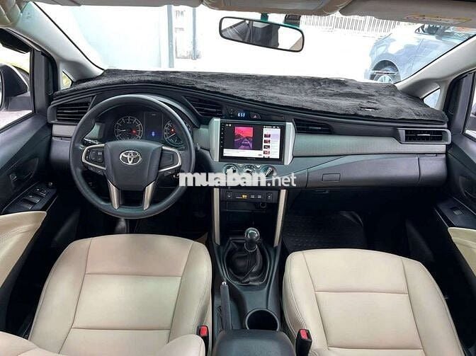 TOYOTA INNOVA 2018 2.0E MT - 88567 km