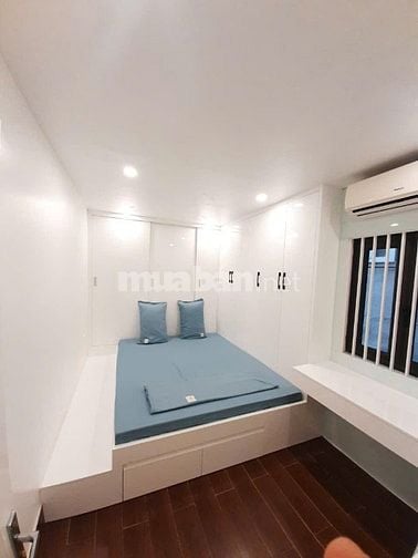 Cho thuê căn hộ duplex ngõ 92 Cửa Bắc, Ba Đình, 2 phòng ngủ, siêu vip