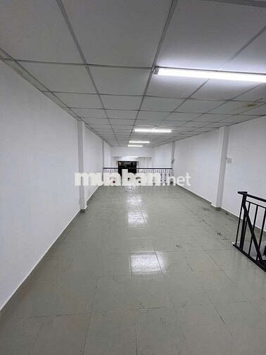 MẶT TIỀN PHẠM VĂN BẠCH, P15, TÂN BÌNH.