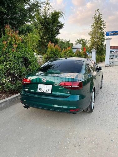 Bán xe Volkswagen Jetta 1.4 TSI turbo siêu tiết kiệm nhiên liệu
