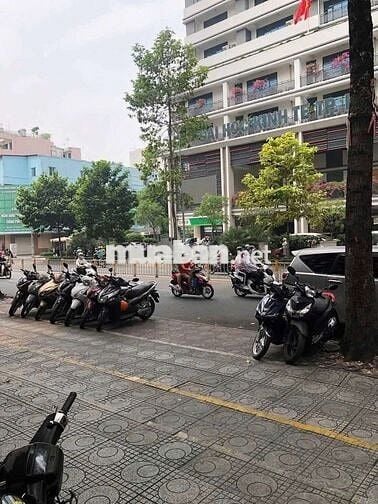 KTX đối diện UEH q10, chỉ 1tr6 bao phí, full nội thất