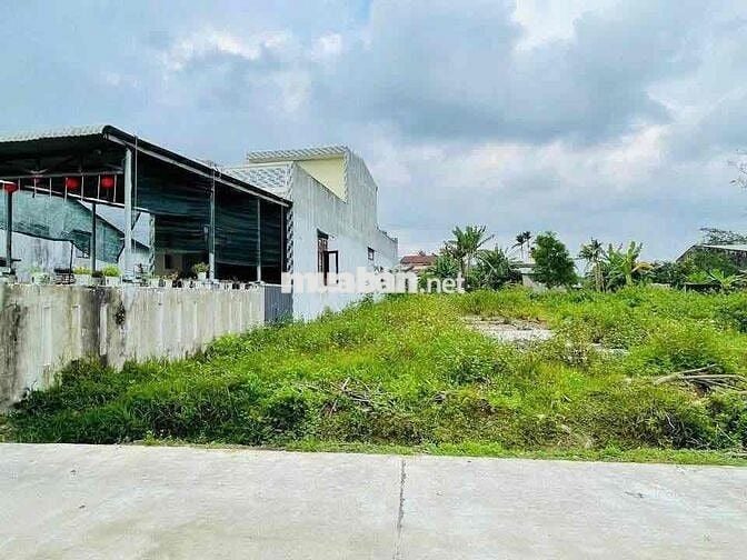 Đất đại hiệp ngay trục chính giá từ 780 triệu