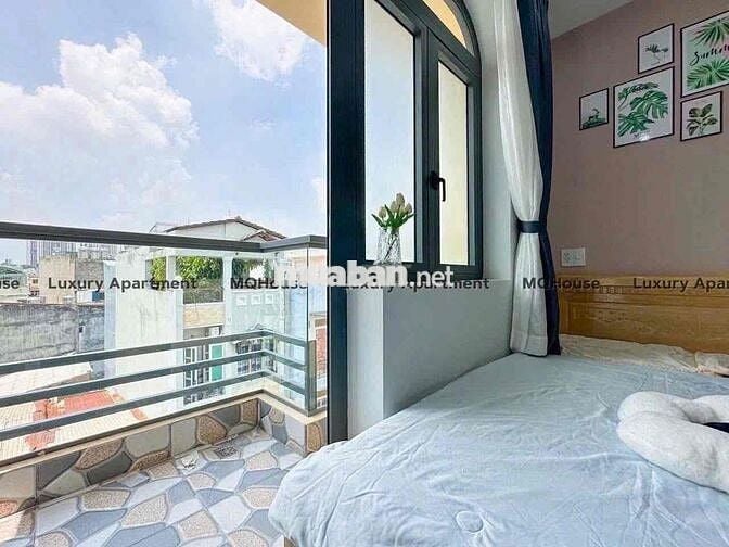 Căn hộ ban công máy giặt riêng full nội thất Nguyễn Tri Phương quận 10