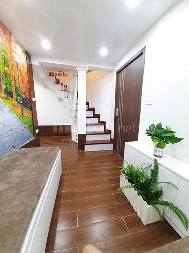 Cho thuê căn hộ duplex ngõ 92 Cửa Bắc, Ba Đình, 2 phòng ngủ, siêu vip