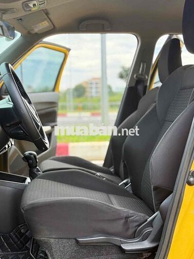 Suzuki Swift 2020 màu vàng, nhập Thái, odo 8 vạn