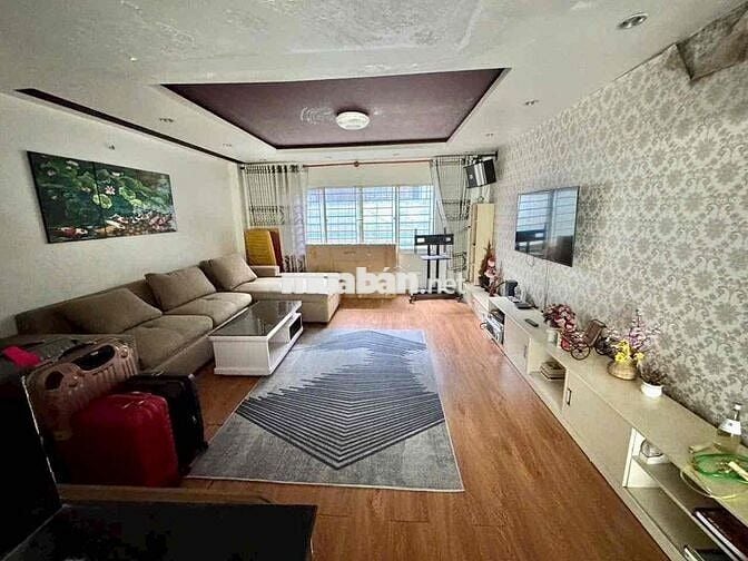 Bán nhà ngang 4.6m, 4 tầng lầu, đường thông xe tải, phường 6, gò vấp